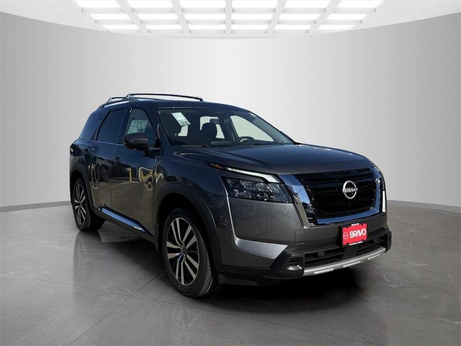 new 2025 Nissan Pathfinder car