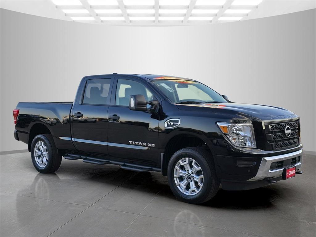 new 2024 Nissan Titan XD car