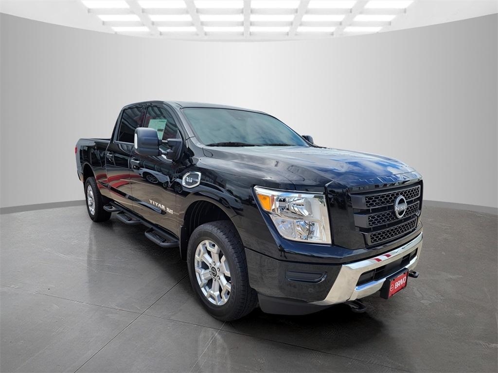 new 2024 Nissan Titan XD car