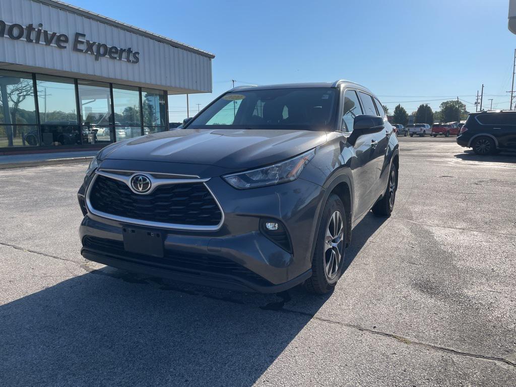used 2020 Toyota Highlander car, priced at $28,780