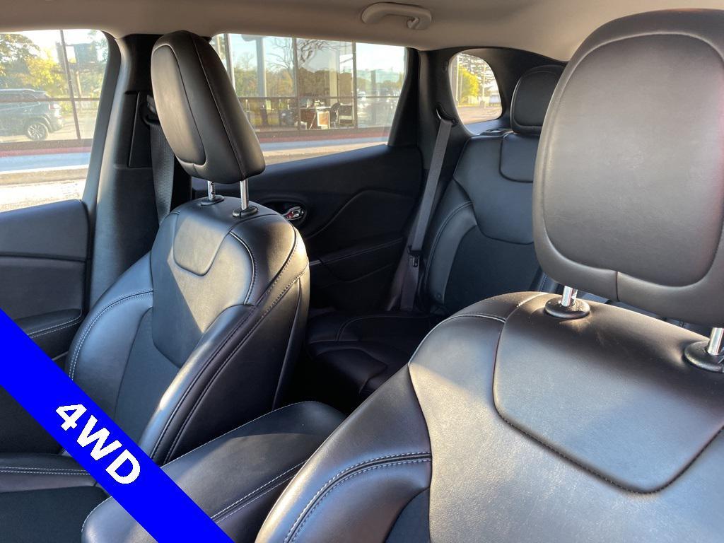 used 2019 Jeep Cherokee car, priced at $19,064
