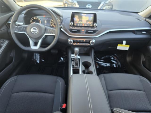 new 2025 Nissan Altima car, priced at $27,868