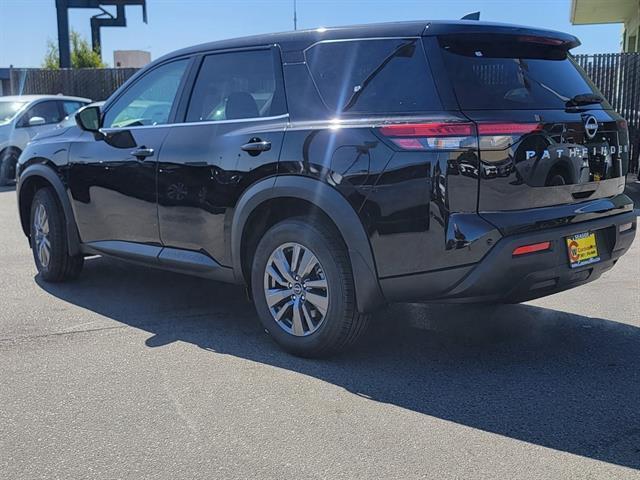 new 2025 Nissan Pathfinder car, priced at $35,510