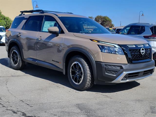 new 2024 Nissan Pathfinder car, priced at $45,375