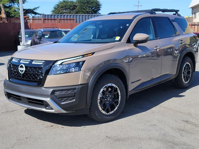 new 2024 Nissan Pathfinder car, priced at $45,375