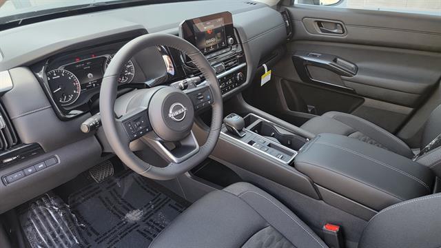 new 2024 Nissan Pathfinder car, priced at $42,655