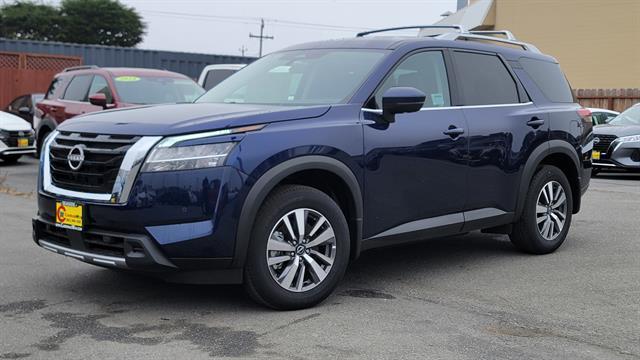 new 2024 Nissan Pathfinder car, priced at $40,538