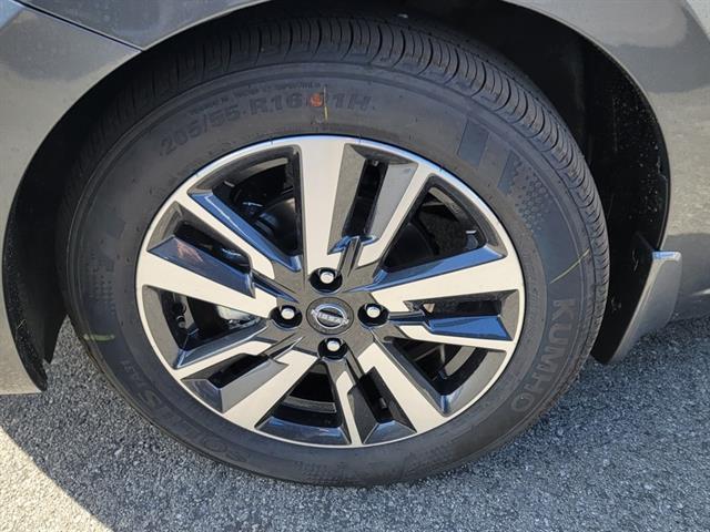 new 2025 Nissan Versa car, priced at $21,945