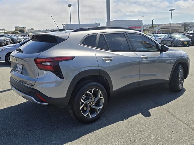 used 2025 Chevrolet Trax car, priced at $20,995