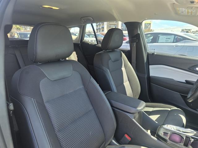 used 2025 Chevrolet Trax car, priced at $20,995