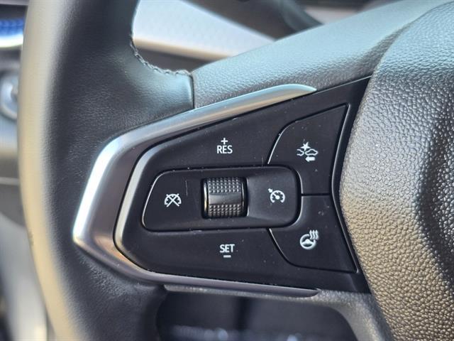 used 2025 Chevrolet Trax car, priced at $20,995