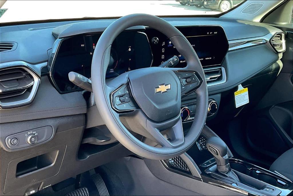 new 2025 Chevrolet TrailBlazer car, priced at $23,991