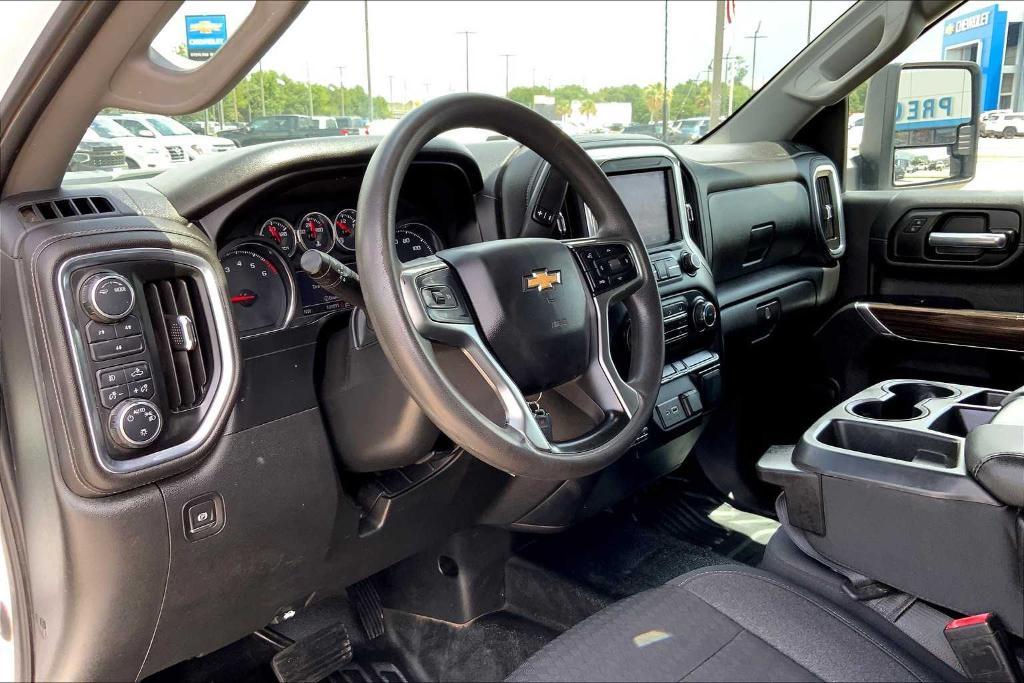 used 2020 Chevrolet Silverado 2500 car, priced at $33,504