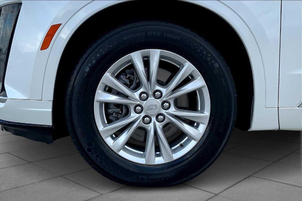 used 2021 Cadillac XT6 car, priced at $22,737