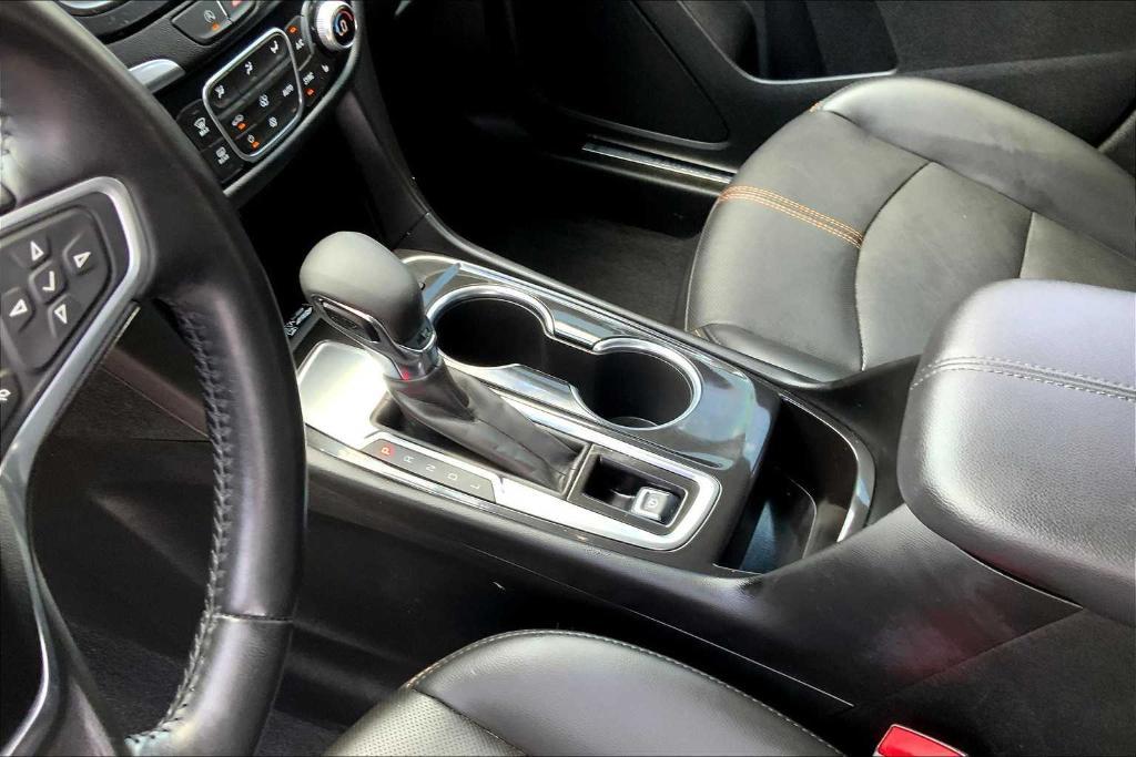 used 2022 Chevrolet Equinox car, priced at $22,880