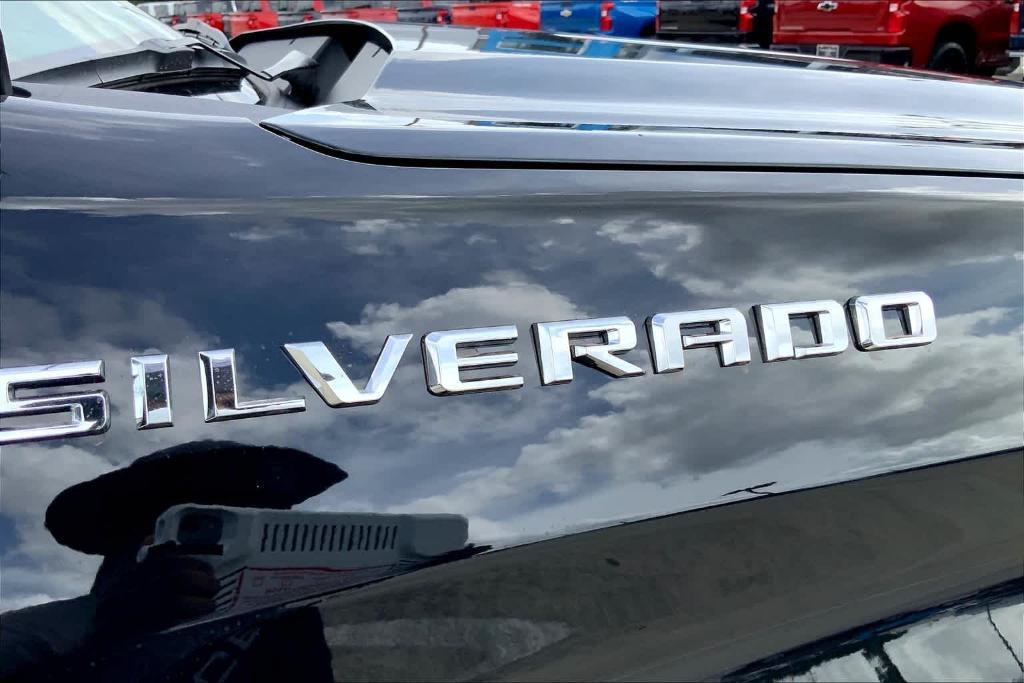 new 2024 Chevrolet Silverado 1500 car, priced at $43,795