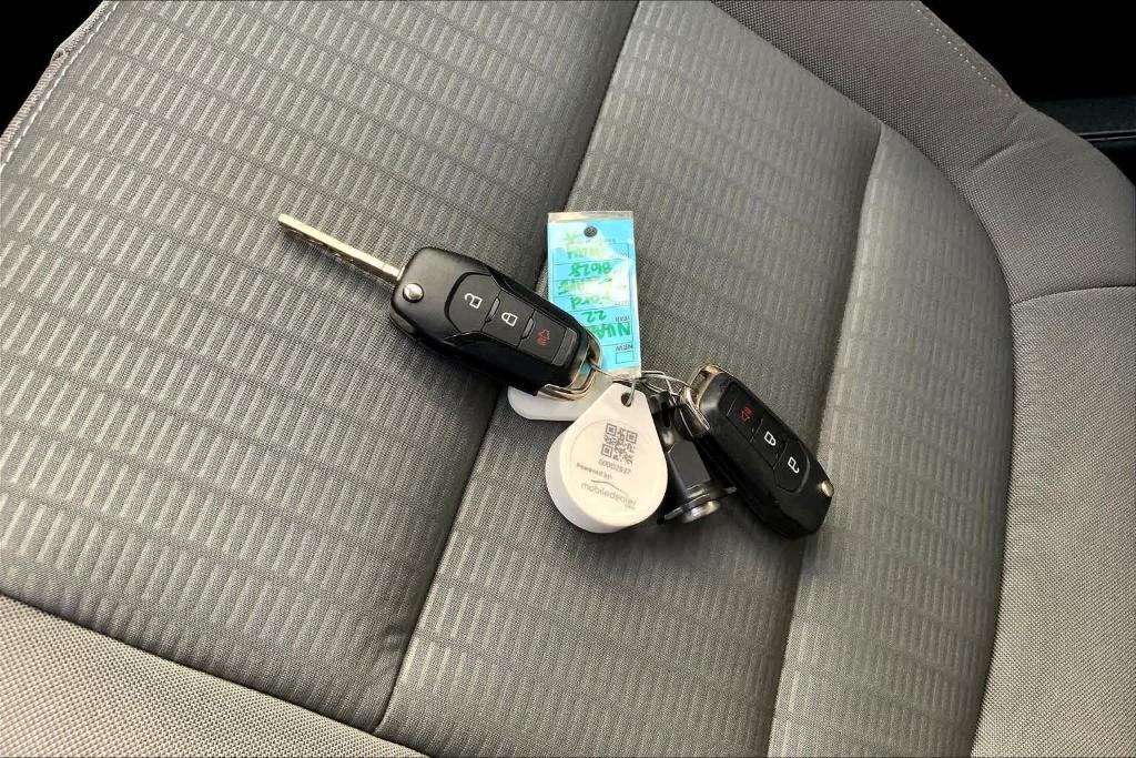 used 2022 Ford Escape car, priced at $17,272