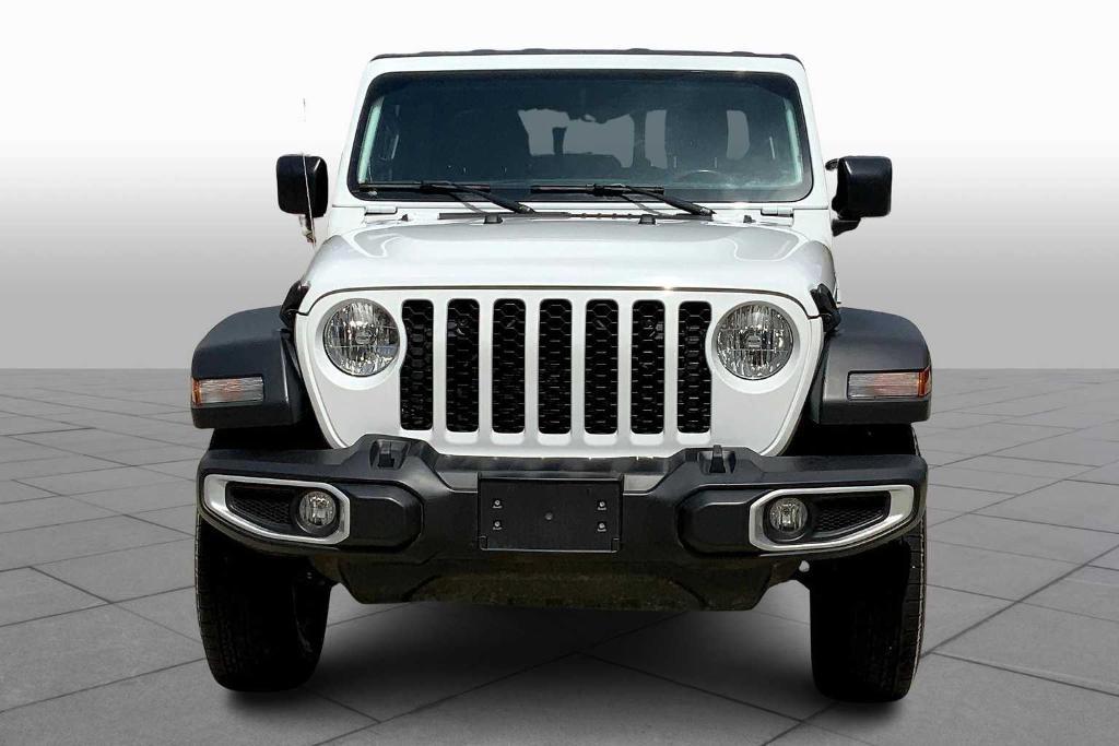 used 2023 Jeep Gladiator car, priced at $27,354