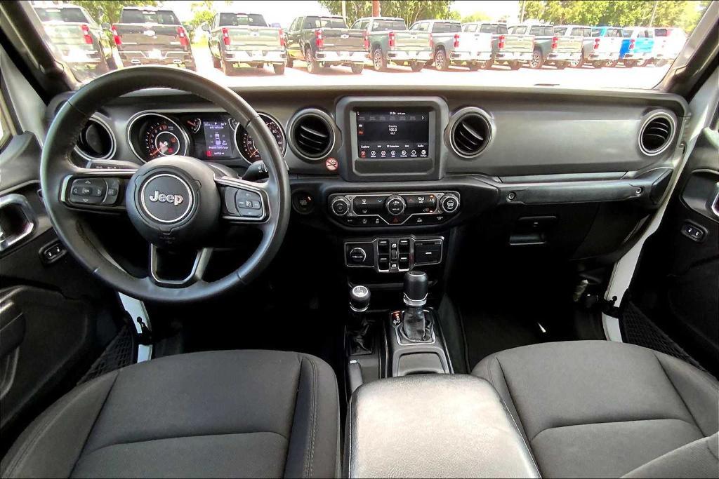 used 2023 Jeep Gladiator car, priced at $27,354