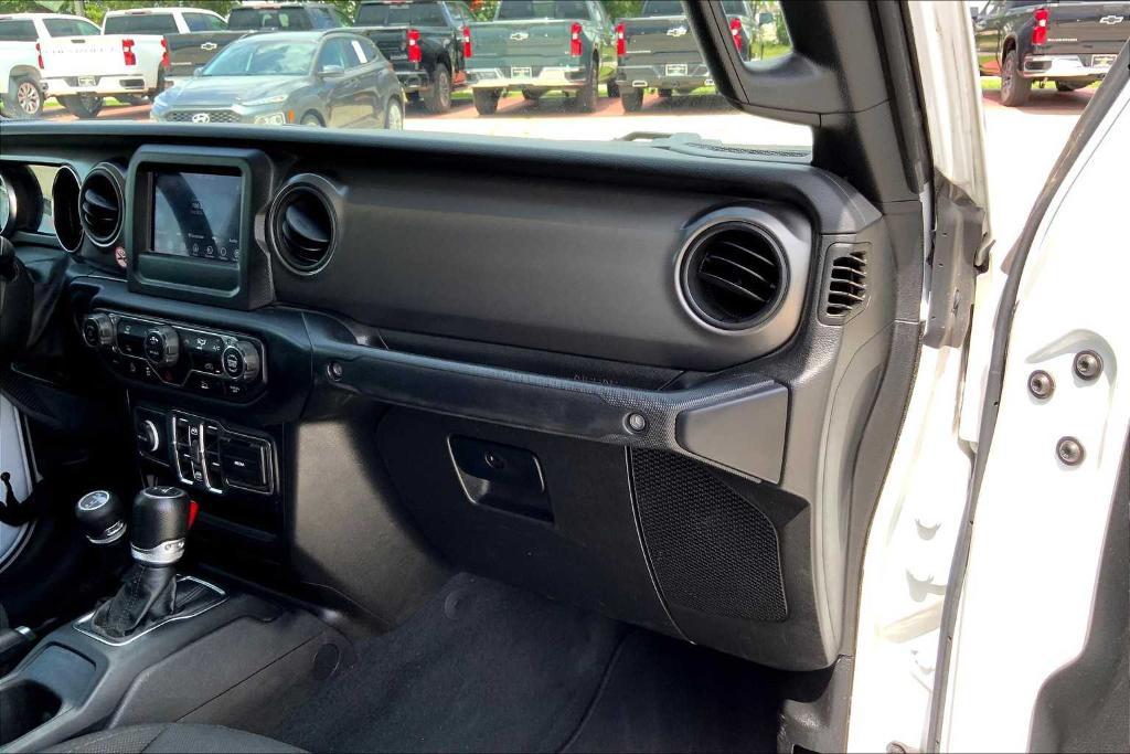 used 2023 Jeep Gladiator car, priced at $27,354