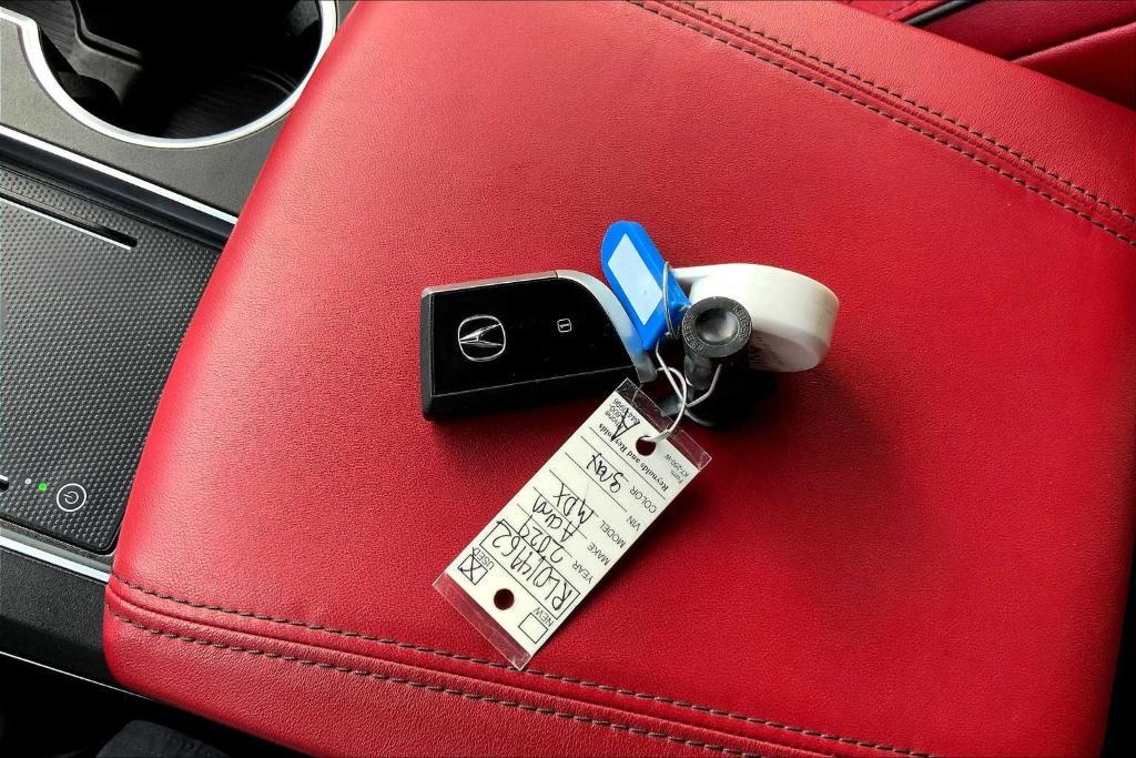used 2024 Acura MDX car, priced at $45,277