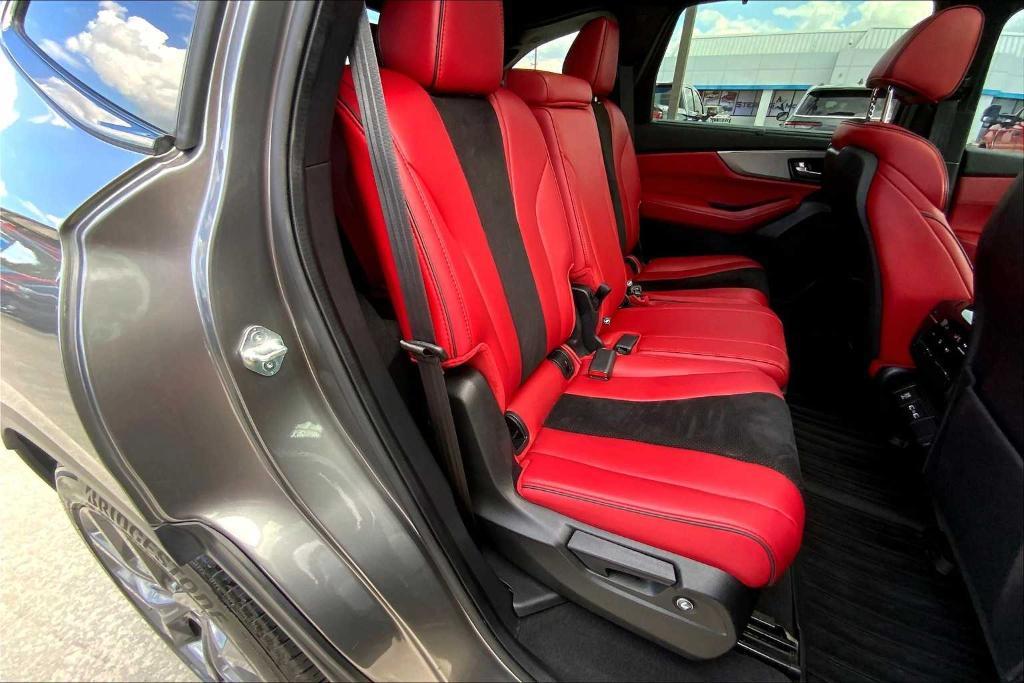 used 2024 Acura MDX car, priced at $45,277