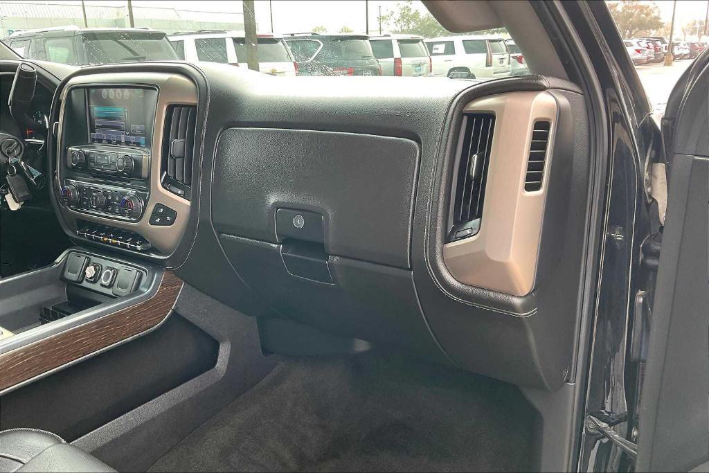 used 2017 GMC Sierra 1500 car, priced at $26,322