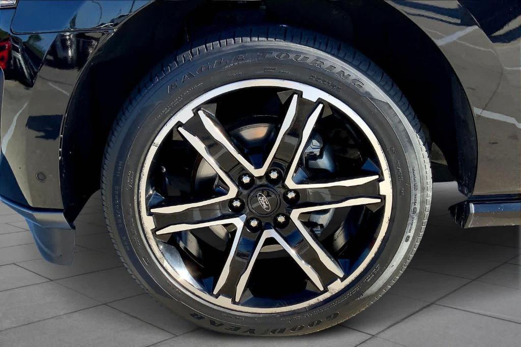 used 2019 Ford Expedition car, priced at $25,150