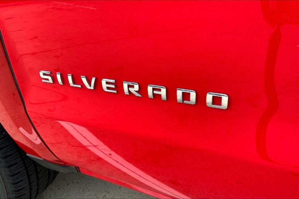 used 2018 Chevrolet Silverado 1500 car, priced at $27,996