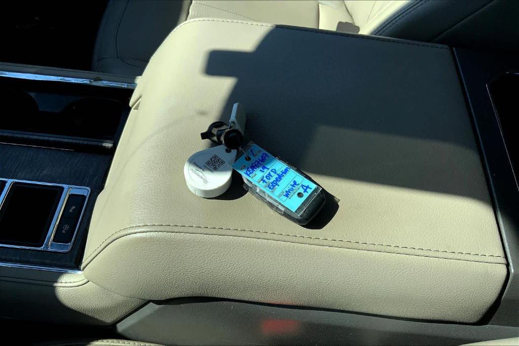 used 2019 Ford Expedition car, priced at $24,665