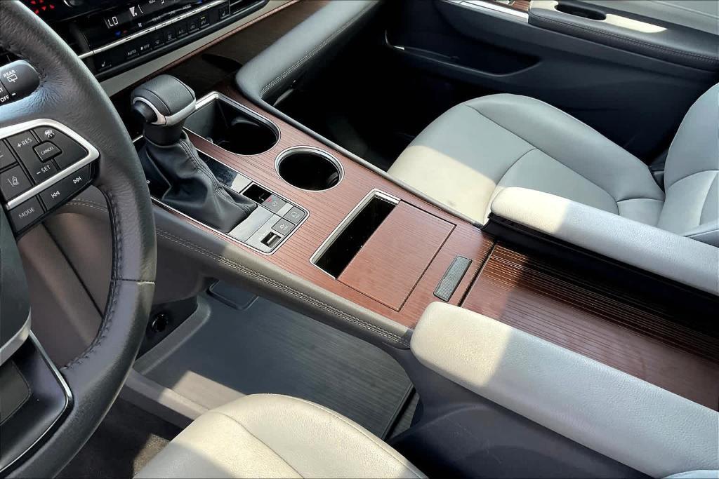 used 2024 Toyota Sienna car, priced at $42,559