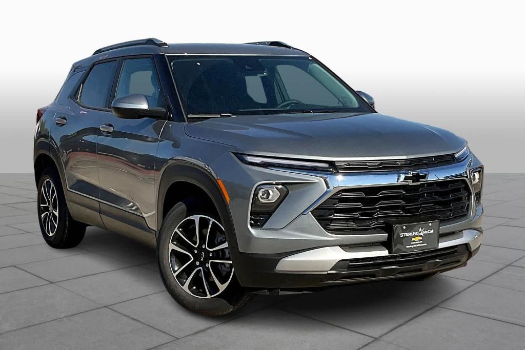 new 2025 Chevrolet TrailBlazer car, priced at $28,421