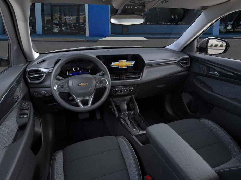 new 2025 Chevrolet TrailBlazer car, priced at $29,320