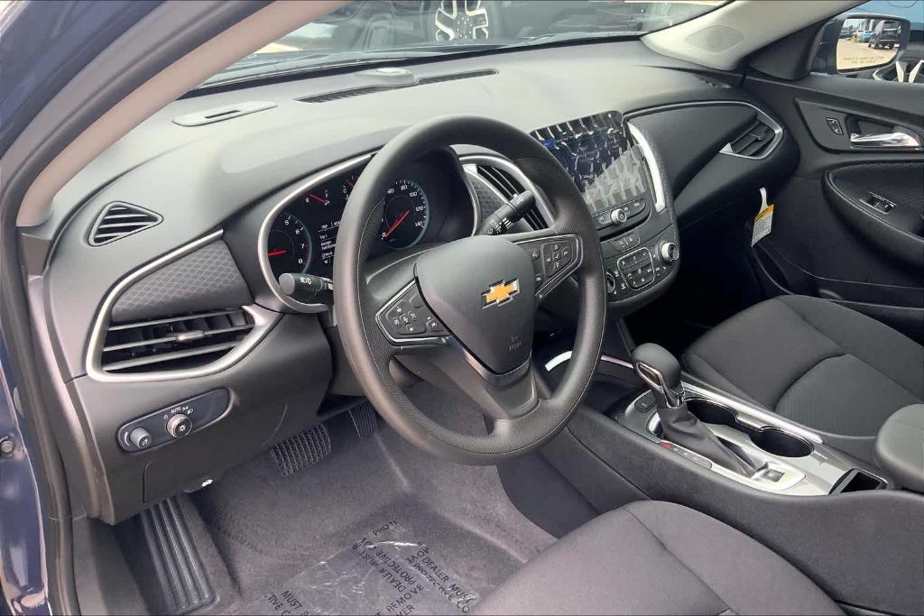 new 2025 Chevrolet Malibu car, priced at $23,045