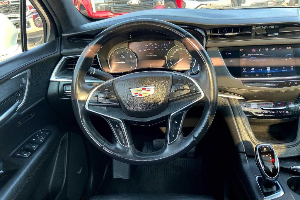 used 2017 Cadillac XT5 car, priced at $15,998