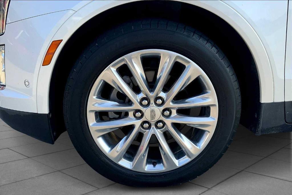 used 2017 Cadillac XT5 car, priced at $15,998
