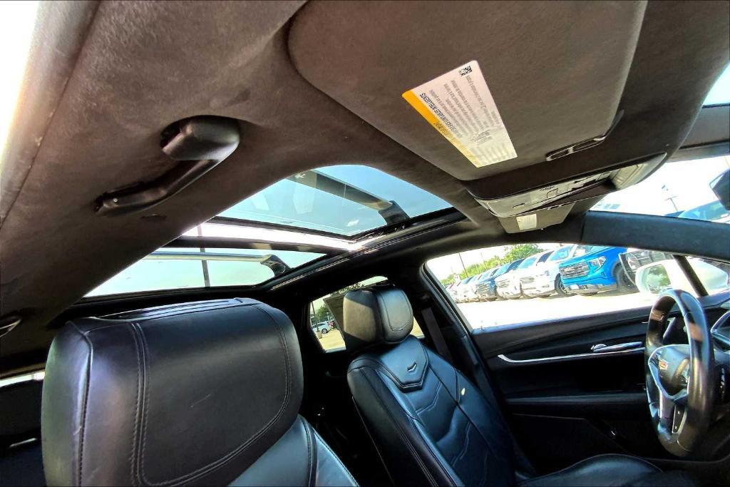 used 2017 Cadillac XT5 car, priced at $15,998