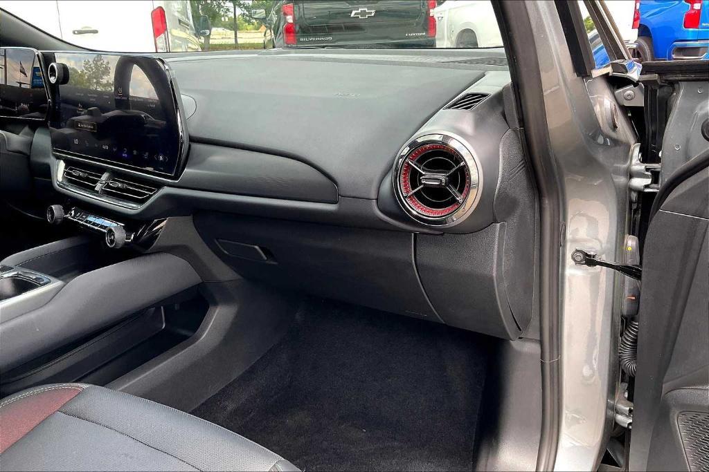 used 2024 Chevrolet Equinox EV car, priced at $33,998