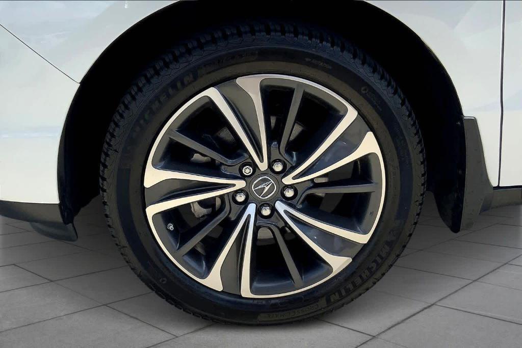 used 2020 Acura MDX car, priced at $27,483