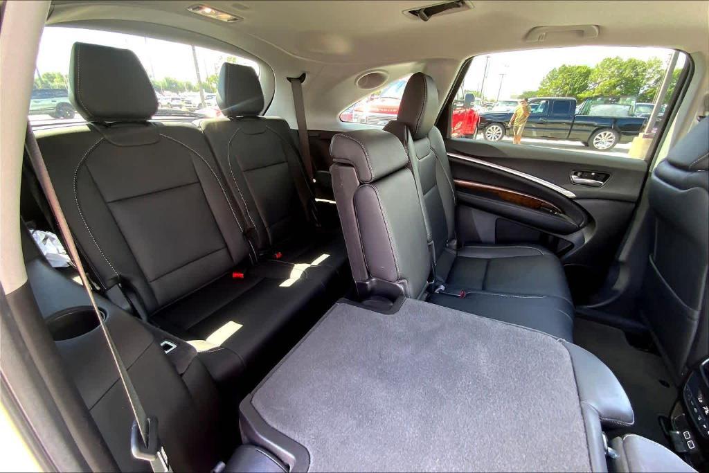 used 2020 Acura MDX car, priced at $27,483