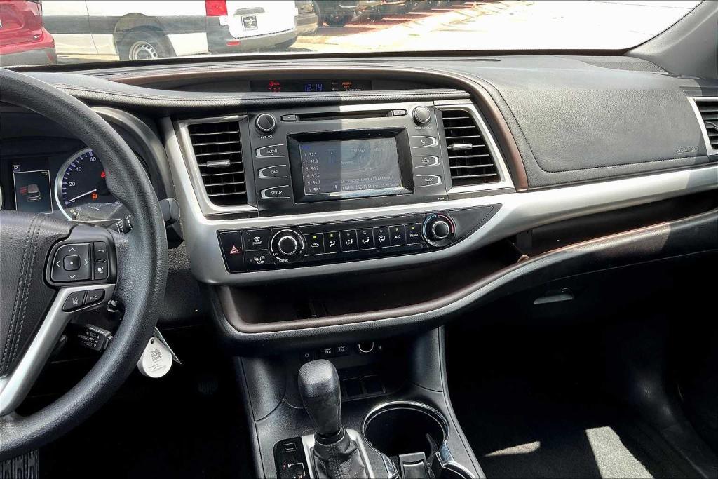 used 2017 Toyota Highlander car, priced at $17,752