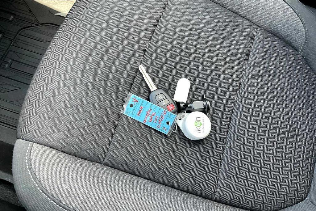 used 2017 Toyota Highlander car, priced at $17,752