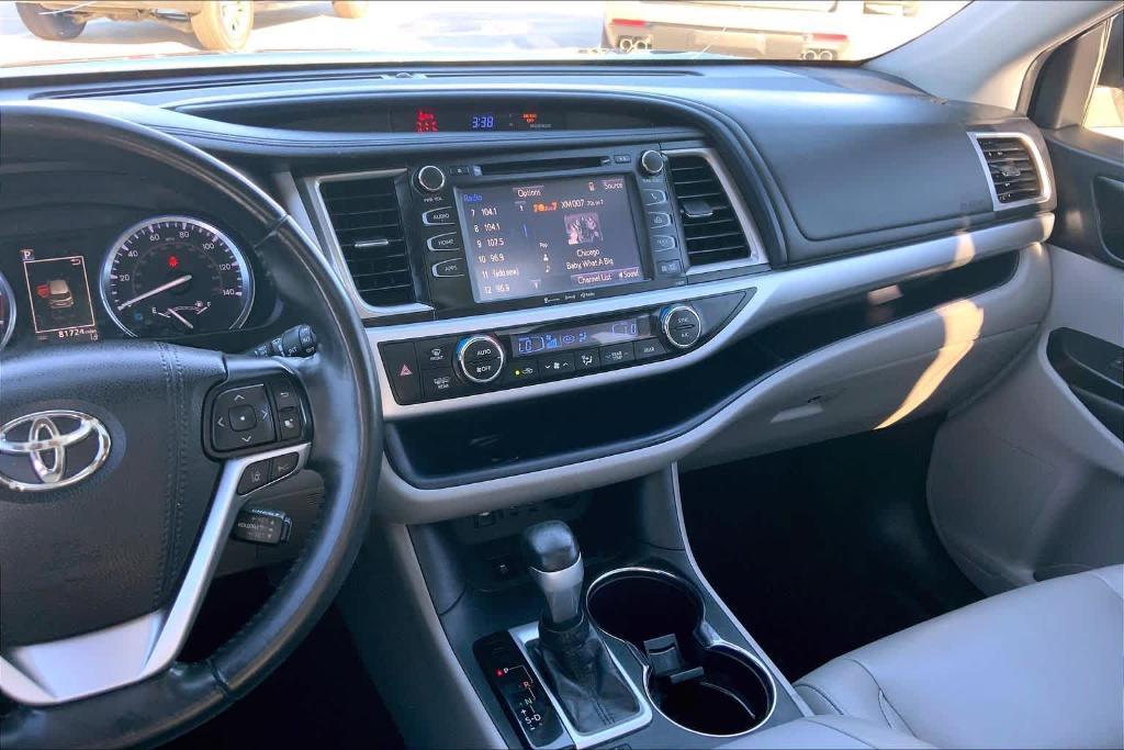used 2019 Toyota Highlander car, priced at $23,935