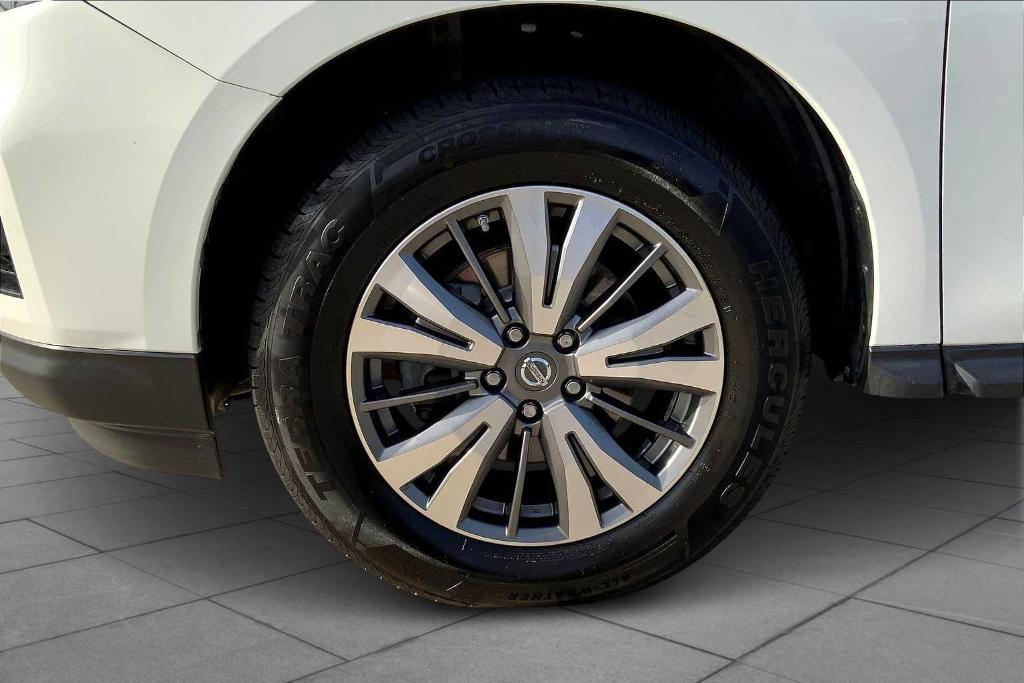 used 2017 Nissan Pathfinder car, priced at $10,444