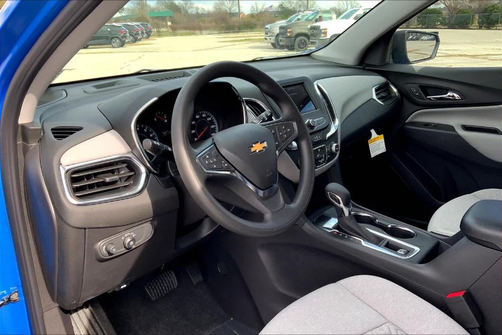 new 2024 Chevrolet Equinox car, priced at $23,495