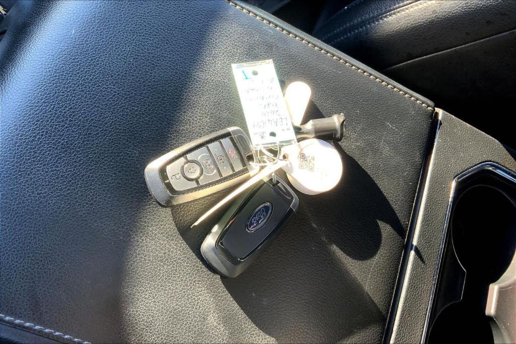 used 2020 Ford Expedition car, priced at $27,174