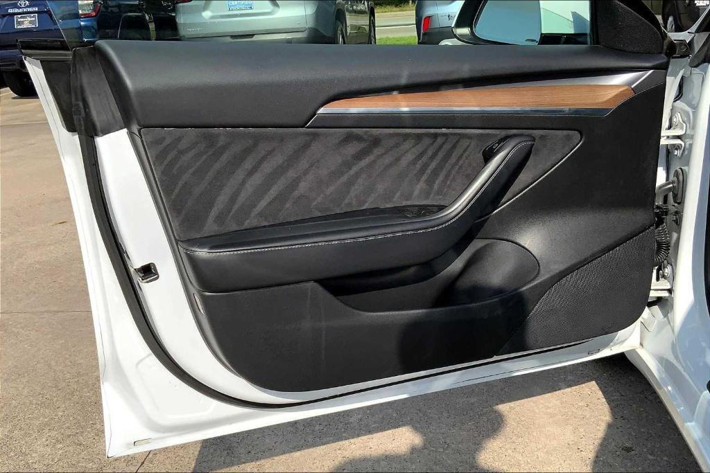 used 2021 Tesla Model 3 car, priced at $18,998