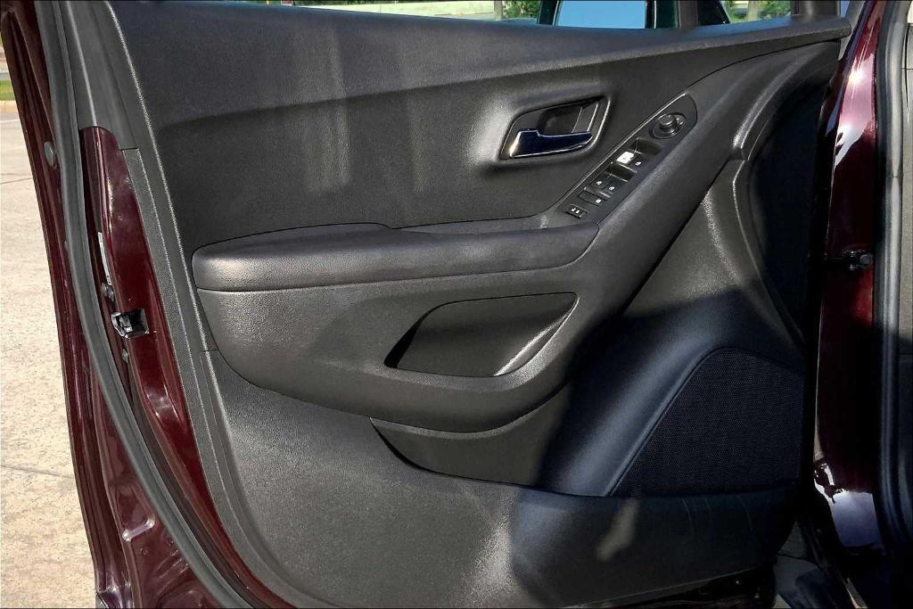 used 2020 Chevrolet Trax car, priced at $12,919