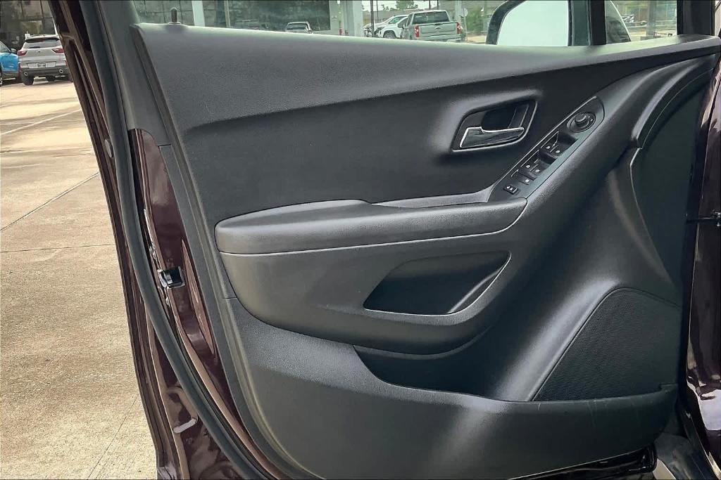 used 2020 Chevrolet Trax car, priced at $12,685