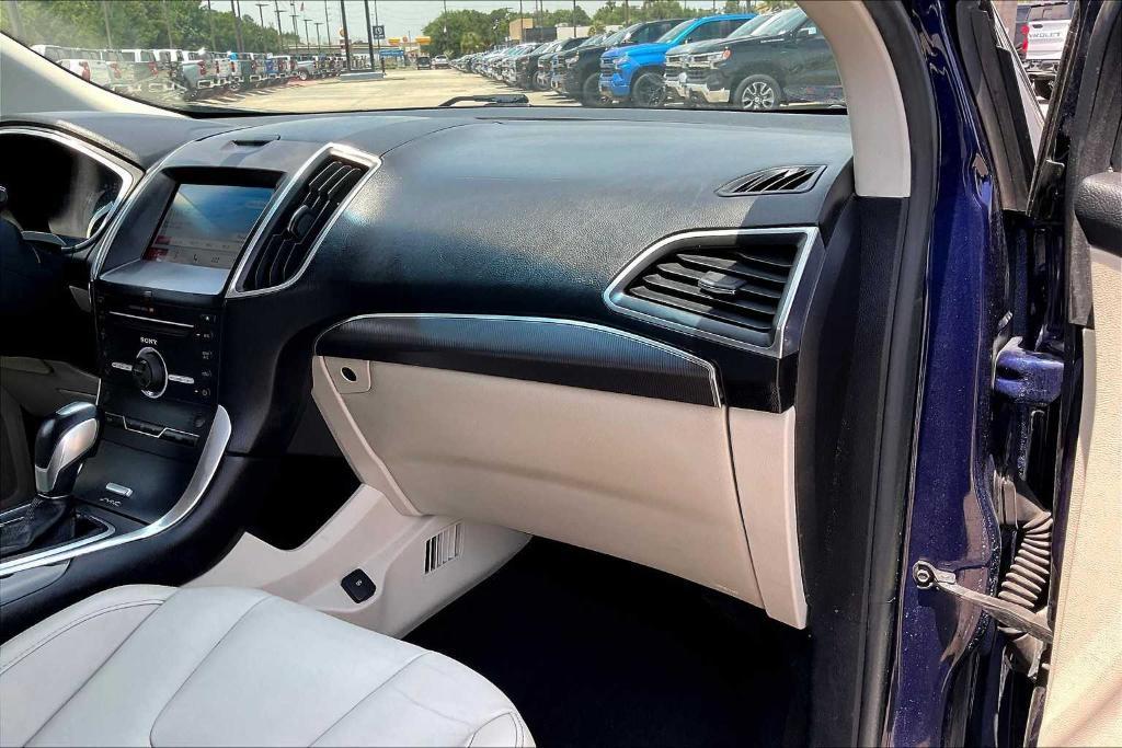 used 2016 Ford Edge car, priced at $9,558